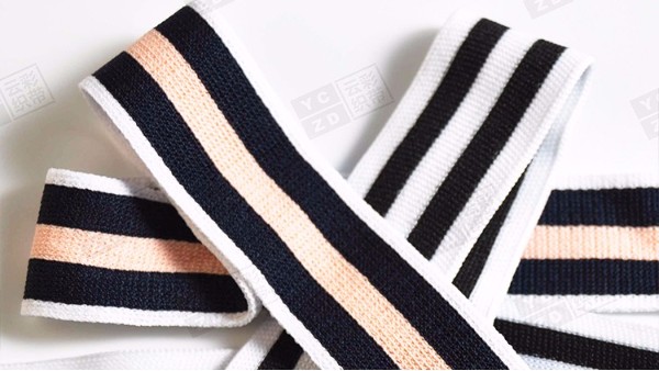 品牌服装织带的针织带两边有印痕是为什么？